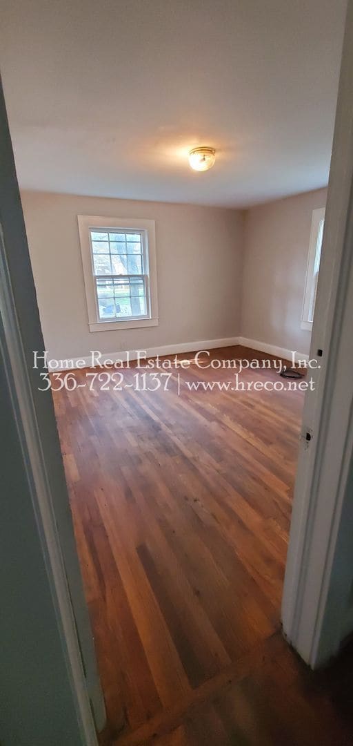 Building Photo - 310 Forty Foot Street