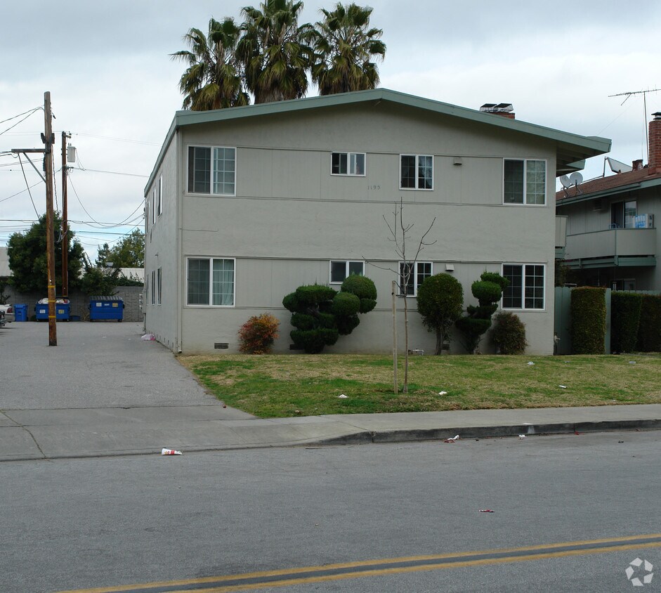 Primary Photo - 1195 Ayala Dr