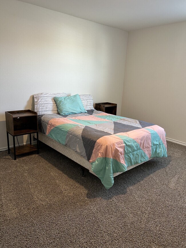 Foto del edificio - 13144 Sanctuary Dr