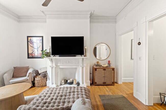 Foto del edificio - 1411 Washington St