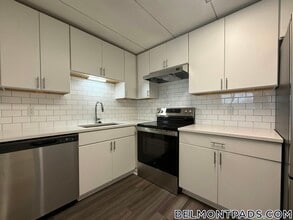 Building Photo - 53 Hill Rd