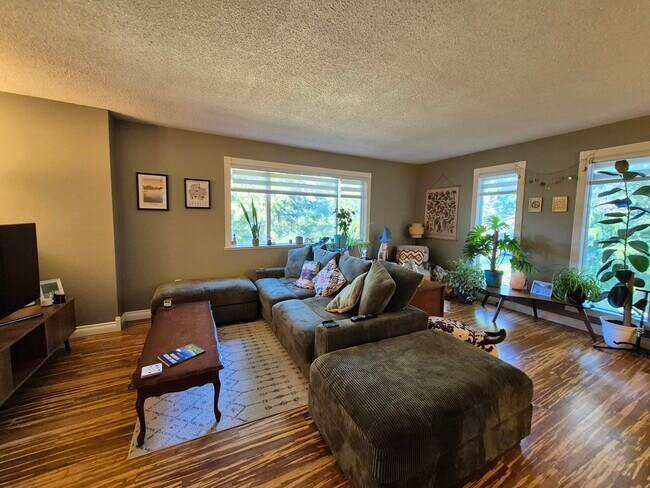 Photo du bâtiment - 3279 Zapata Pl