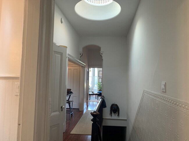 Foto del edificio - 613 Fell St
