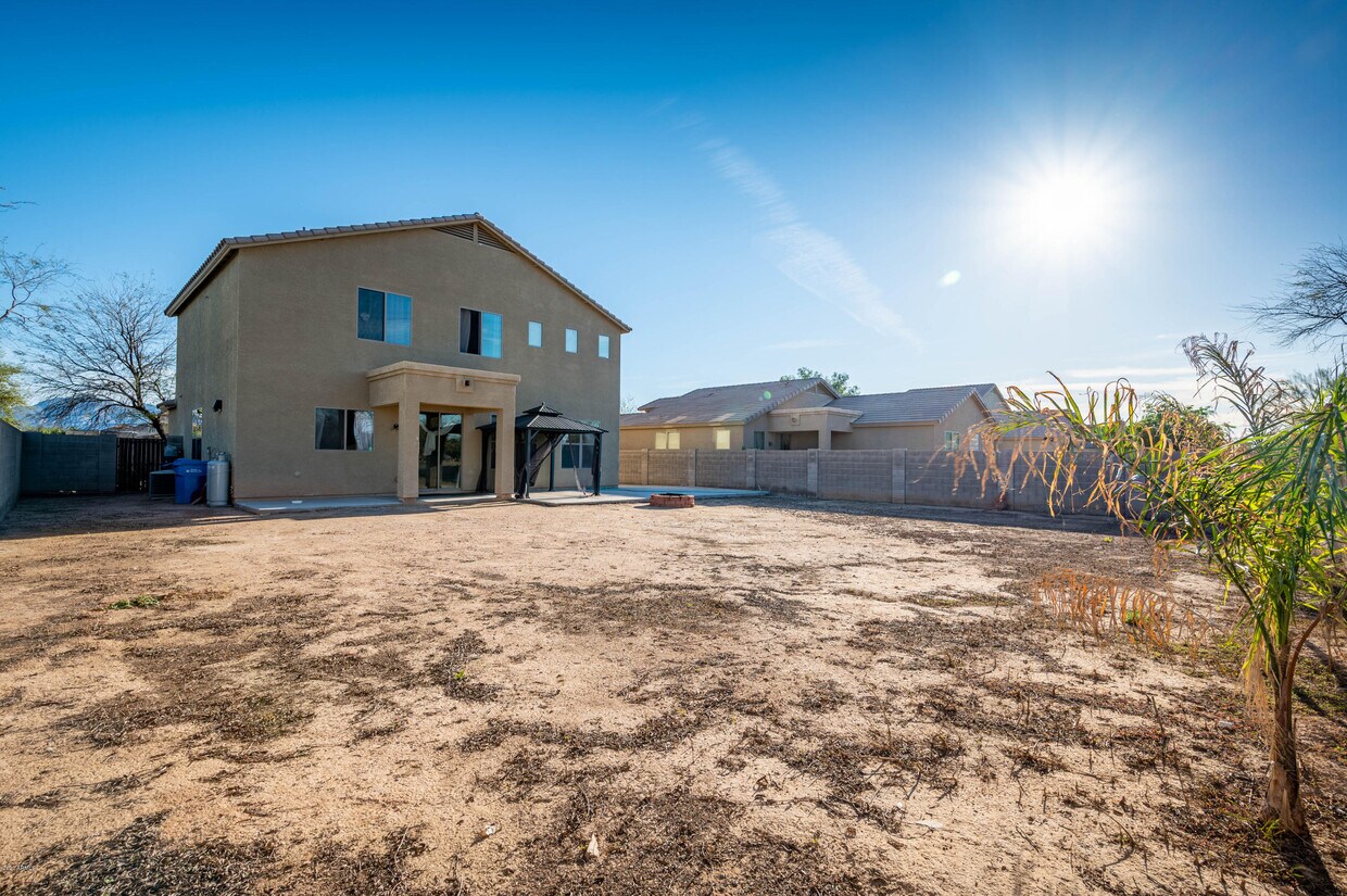 Foto principal - 10104 W Raymond St