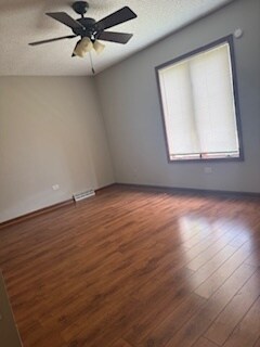Foto del edificio - 3045 Rosemont Dr