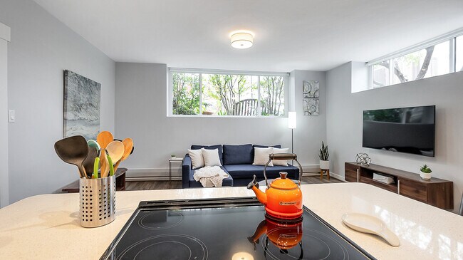 Foto del edificio - 125 E 1st Ave