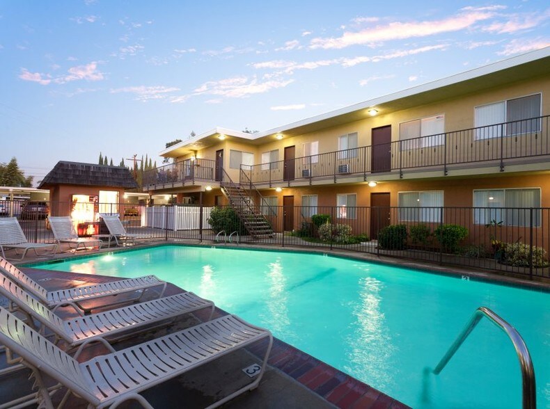 Fair Oaks Als La Habra Ca Apartments