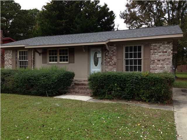 Primary Photo - Great Location on James Island