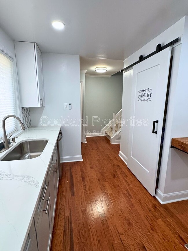 Foto del edificio - 7193 Talisman Ln