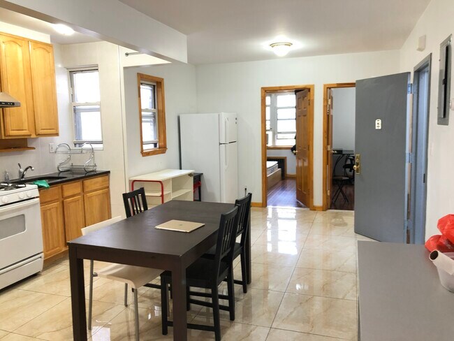 Foto del edificio - 525 50th St