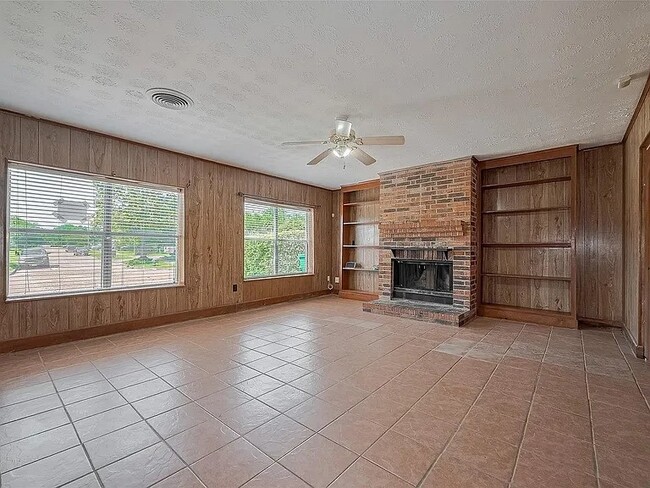 Building Photo - 3619 Kilkenny Dr