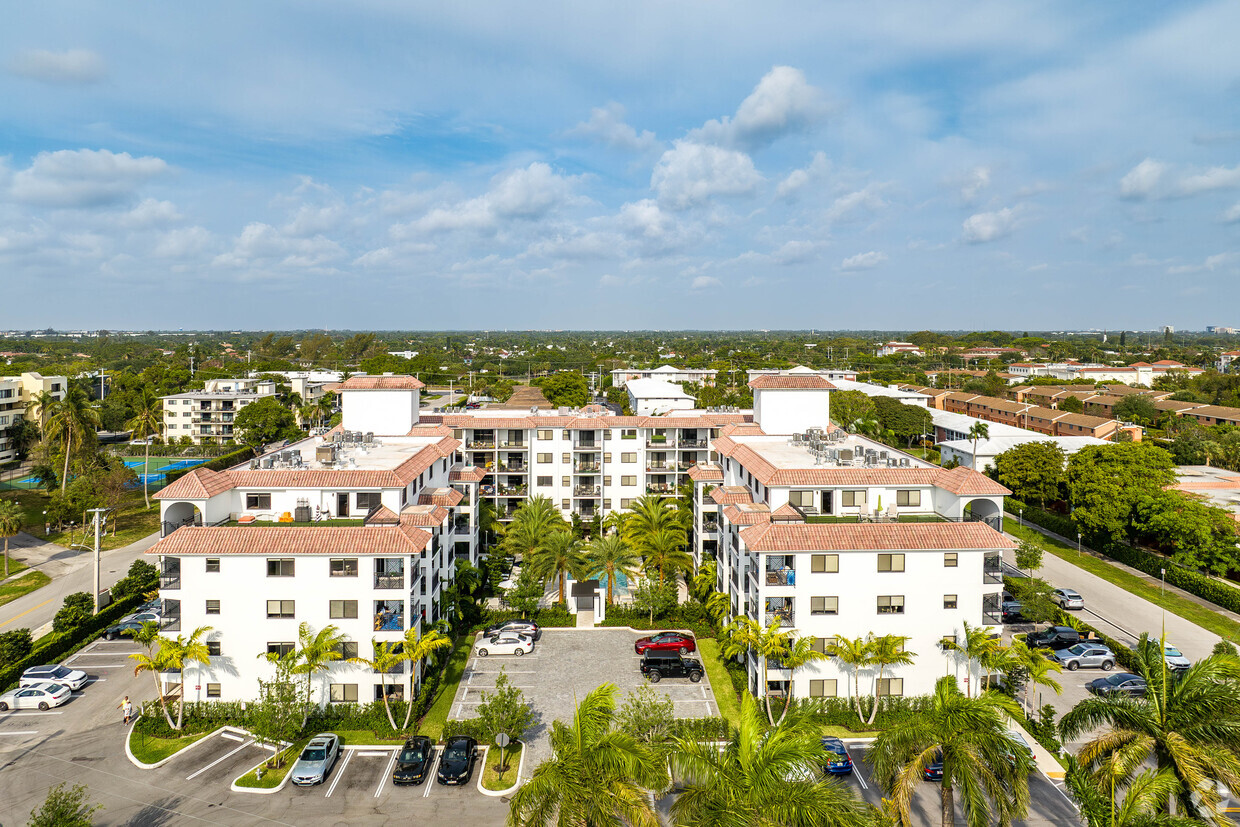 Primary Photo - Aria at Boca Raton