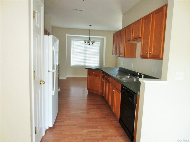 Building Photo - 6145 Thicket Run Way
