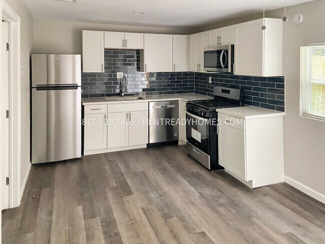 Foto del edificio - 6318 Sloan St