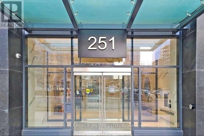 Photo du bâtiment - 251-2251 Jarvis St