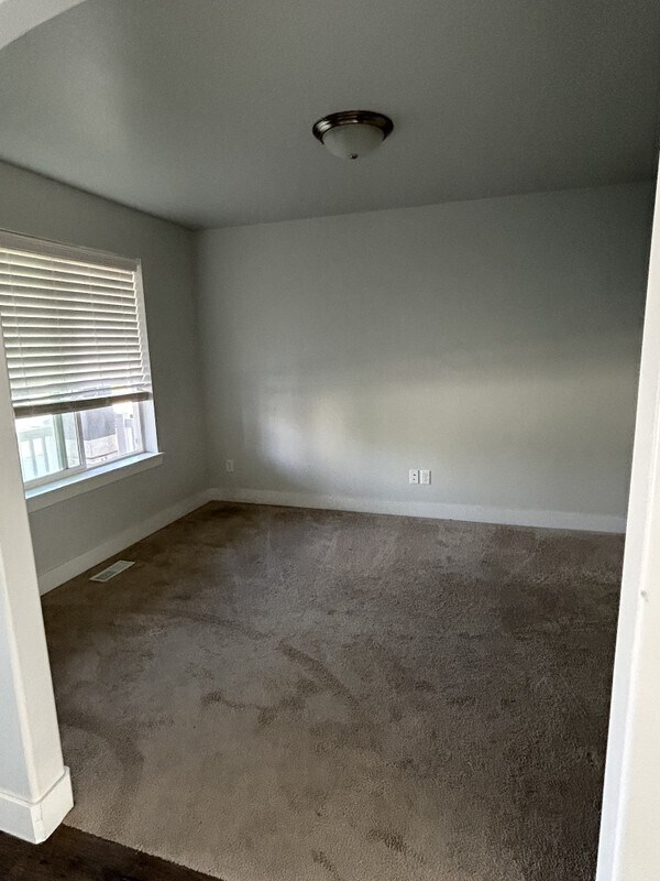 Foto del edificio - 221 N Stone Gate Dr