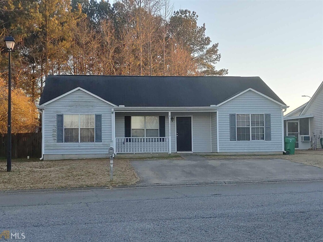 272 Courtyard Cir, Winder, GA 30680 House Rental in Winder, GA