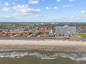 Building Photo - 7820 Seawall Blvd