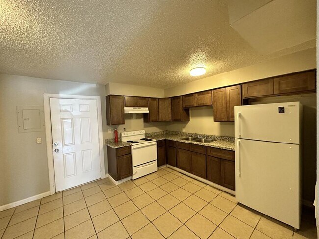 Foto del edificio - 46038 Rufus Bankston Rd