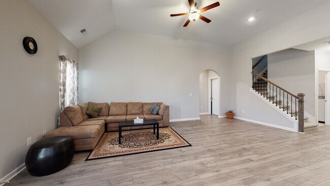 Foto del edificio - 317 Edgefield Ct