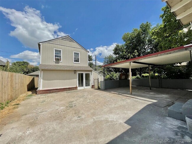 Foto del edificio - 4 Bedroom 2 Bath in Tulsa