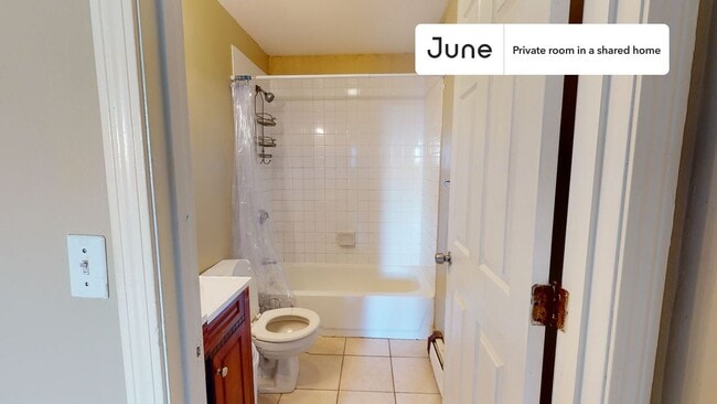 Photo - Private bedroom in 4 bed/1.5 bath Home
