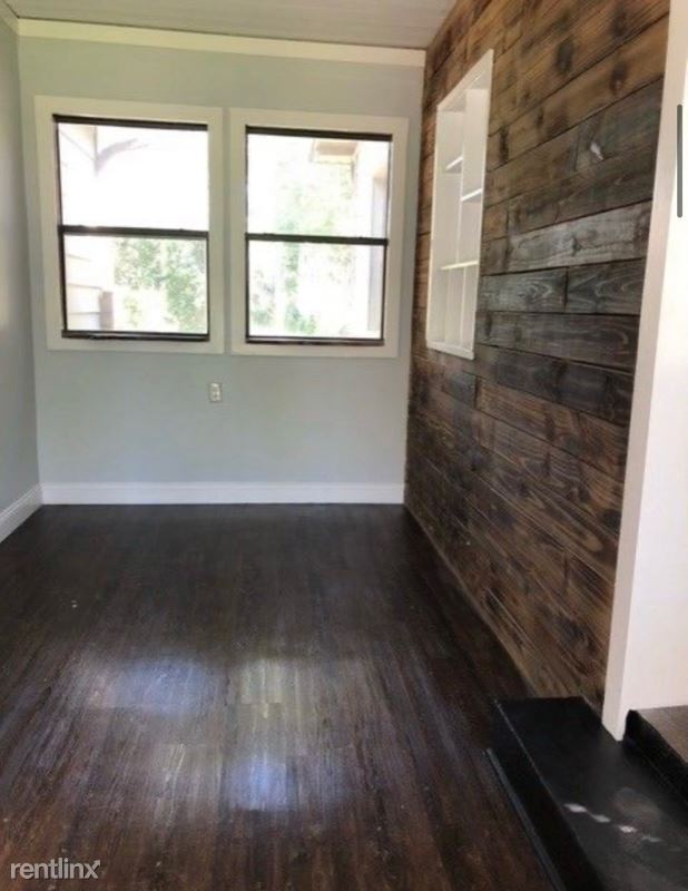 Building Photo - 3 br, 1 bath House - 2113 E Dellview Dr