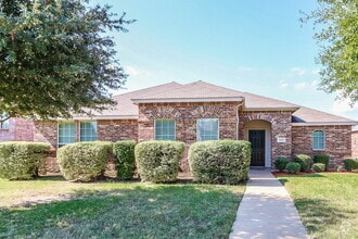 Building Photo - 1415 Heather Ridge Dr