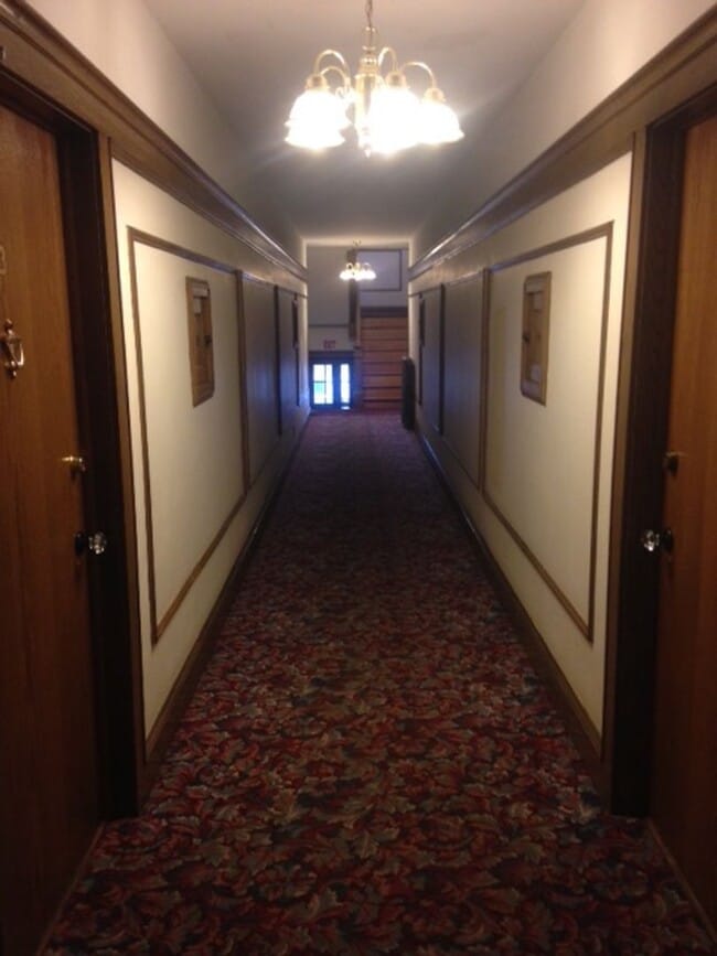 Interior Photo - 3654 Bryant