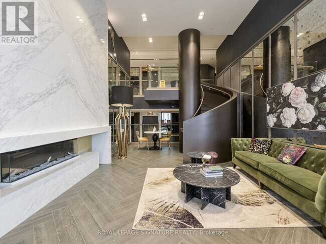 Photo du bâtiment - 395 Dundas St W