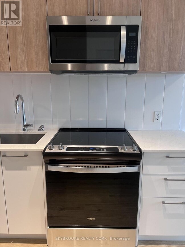 Building Photo - 500 Plains Rd E