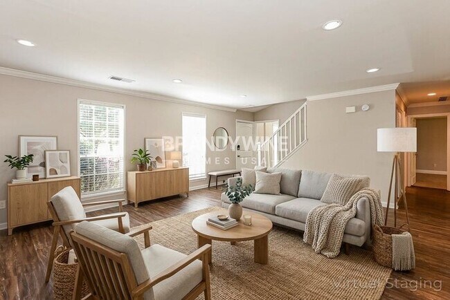Foto del edificio - 883 Timbervale Ln