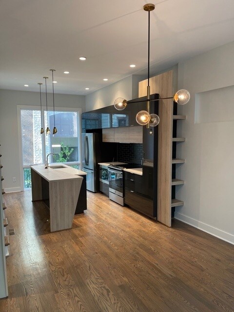Foto del edificio - 1058 Kenilworth Ave