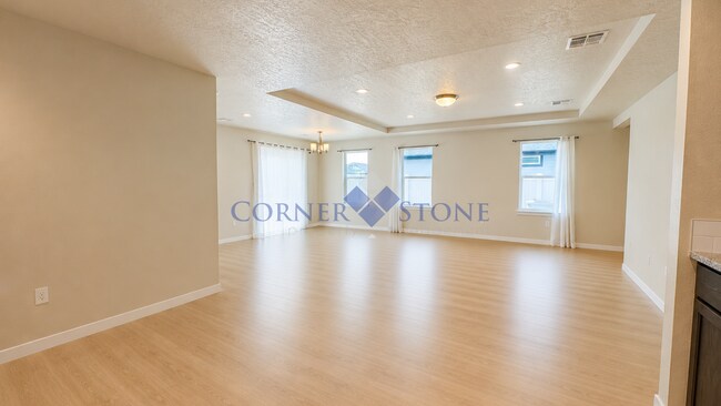 Building Photo - 17560 Barefoot Ridge Wy