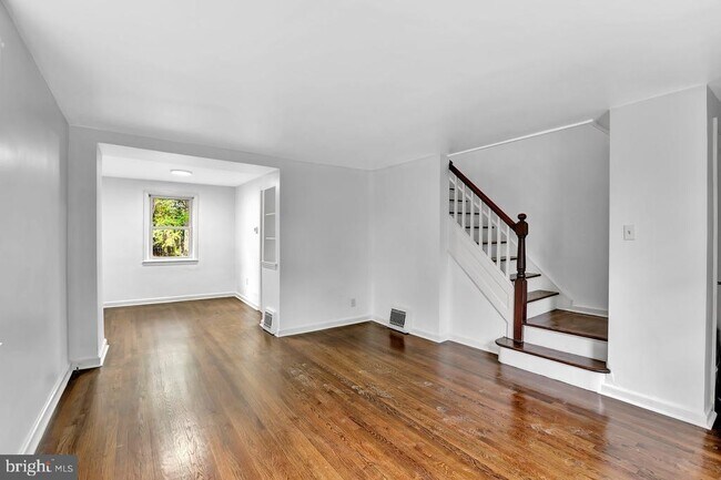 Foto del edificio - 331 Oakland St