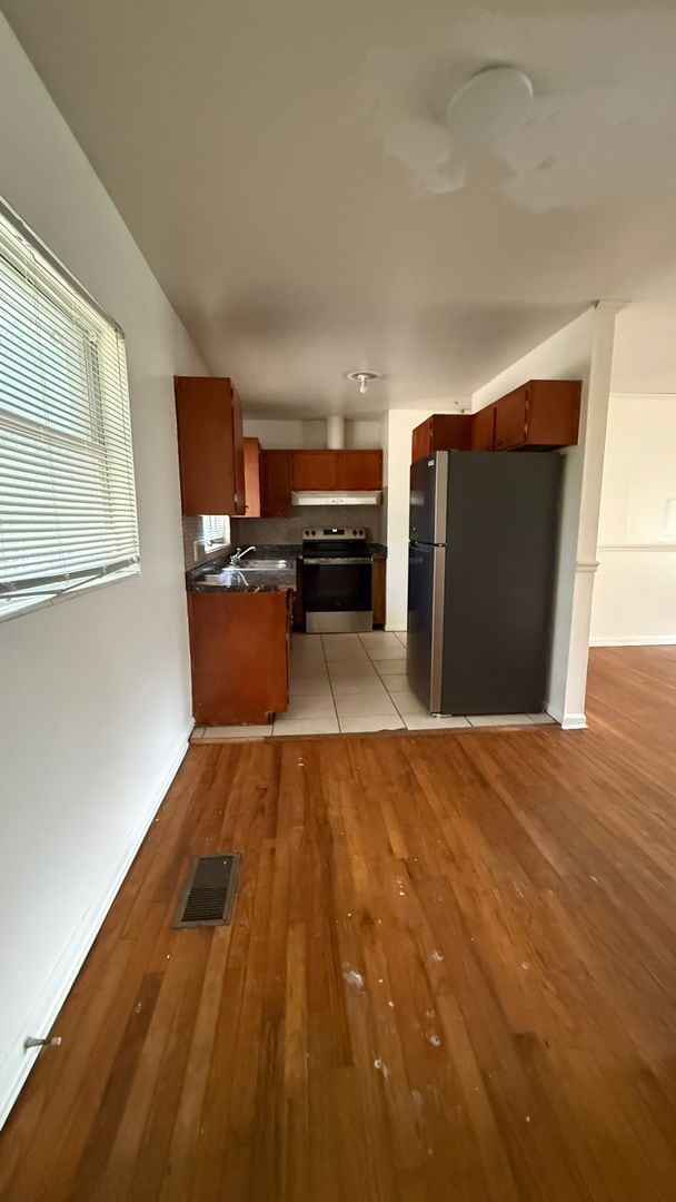 Building Photo - 4/2 House on Atkamire Drive, large yard! A...