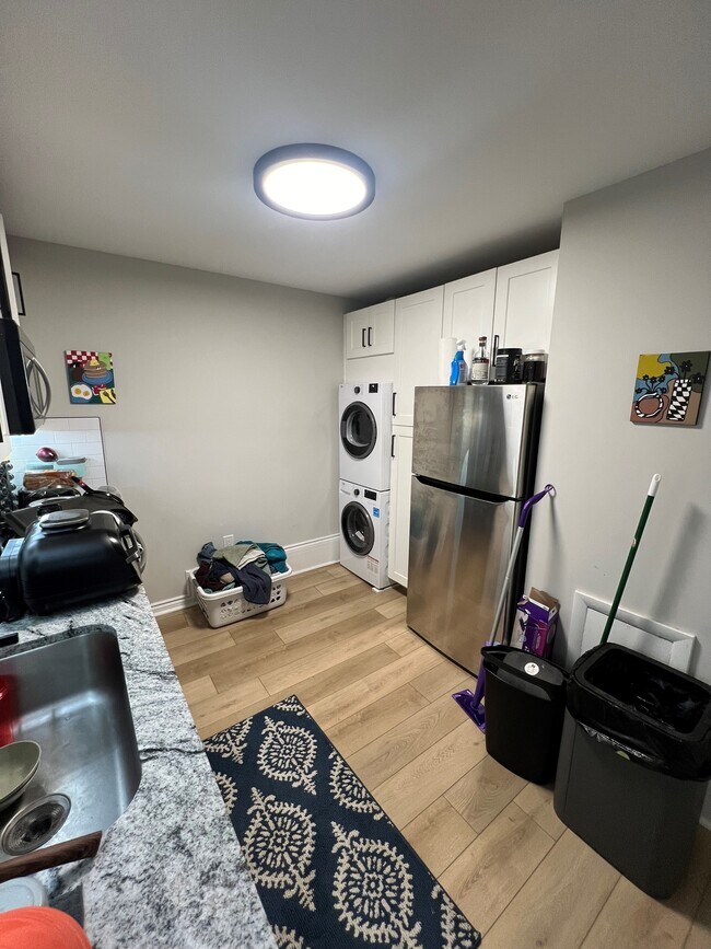 2 W College Ave Unit Apartment A, Westerville, OH 43081 Apartments in Westerville, OH