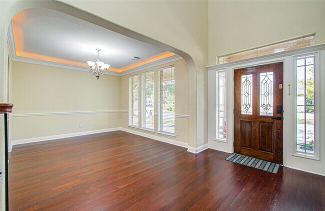 Foto del edificio - 3730 Arundel Gardens Ln