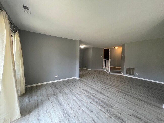 Foto del edificio - 1655 Dover Ct