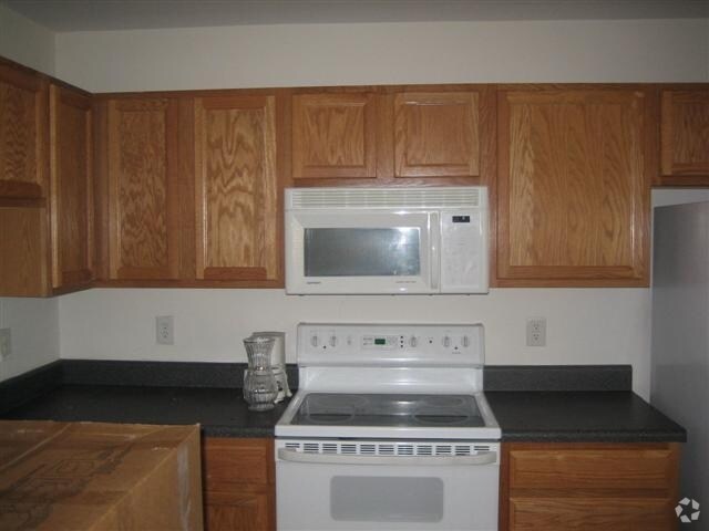 Foto del edificio - 1408 Crest Rd