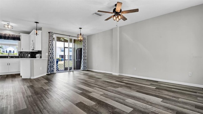 Building Photo - 12257 Country White Cir