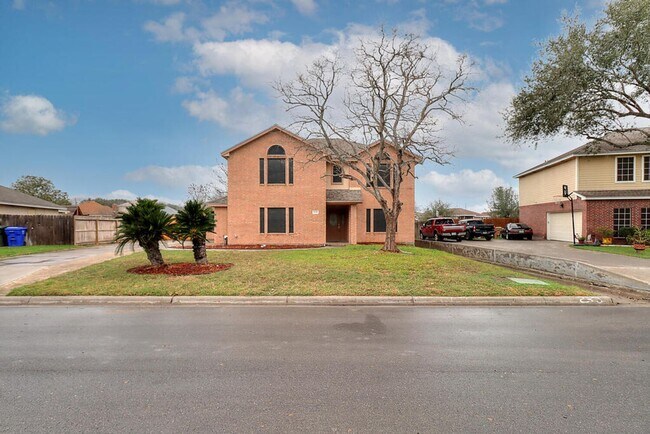 Foto del edificio - 4249 Rapids Dr