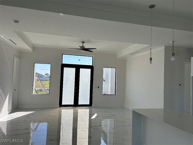 Foto del edificio - 1026 Chiquita Blvd N