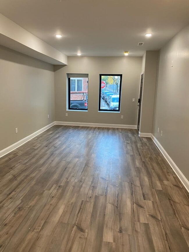 unit 1 - 725 N 17th St