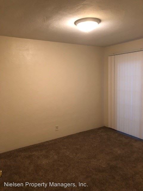 Foto del edificio - 1823-1825 Madrone Ave