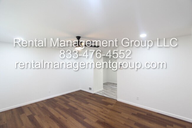 Foto del edificio - Awesome Remodel on this 3 Bedroom 2 Bath Home!  Better Hurry To See This One!!