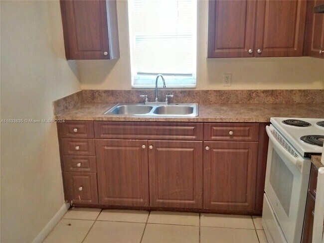 Foto del edificio - 4160 NW 21st St