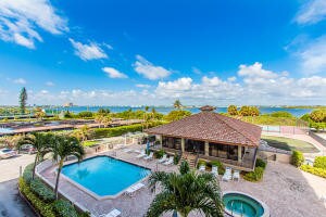 Foto del edificio - 5460 N Ocean Drive 2 D Singer Island FL 33404