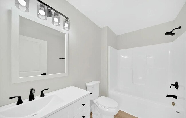 Foto del edificio - New 4BR/3.5BA Townhome in Meadowview – Modern Living in a Peaceful Historic Setting Near Emory & ...