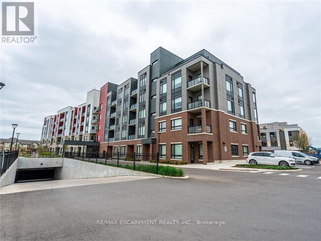 Building Photo - 3265-3265 Carding Mill Trail